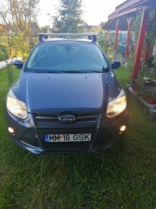 Vând ford focus 3 1.6