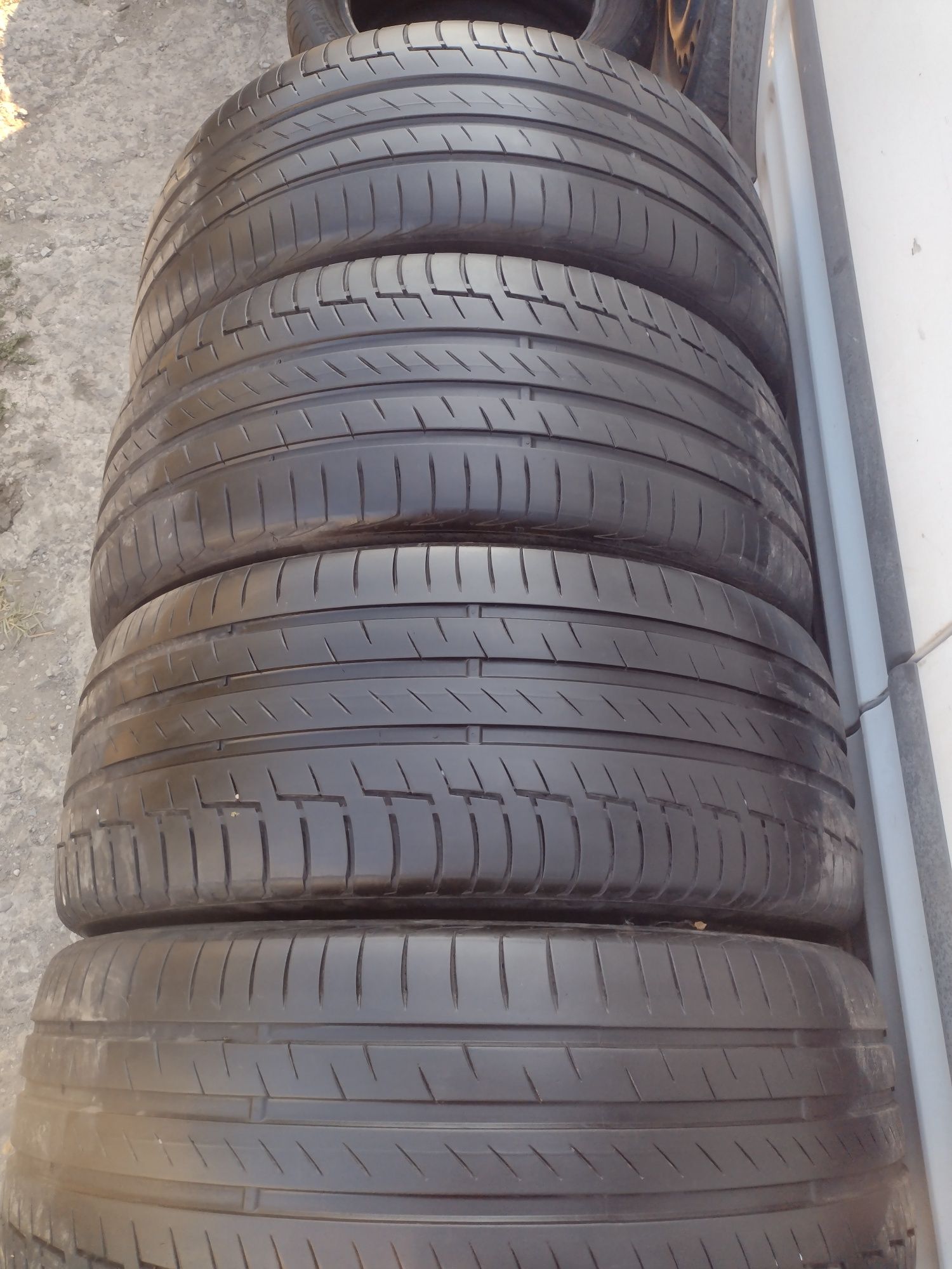 Перфектни 4бр.265/45/21 Continental PC6 dot3521 A0