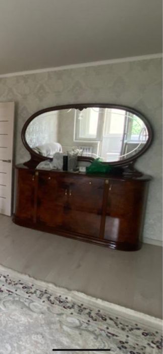 Комод с зеркалом Италия