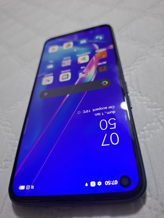 Oppo a 72  128GB  4+1 GB ram