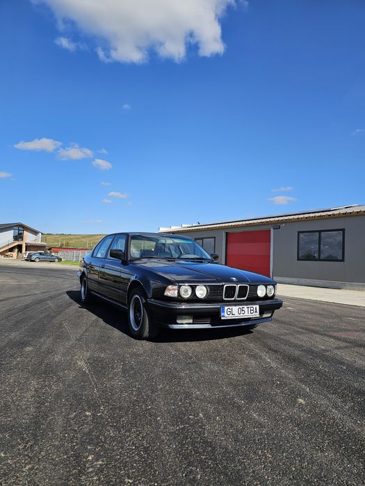 Vand BMW seria 7 E32