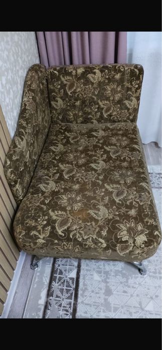 Продам диван в хорошем состоянии