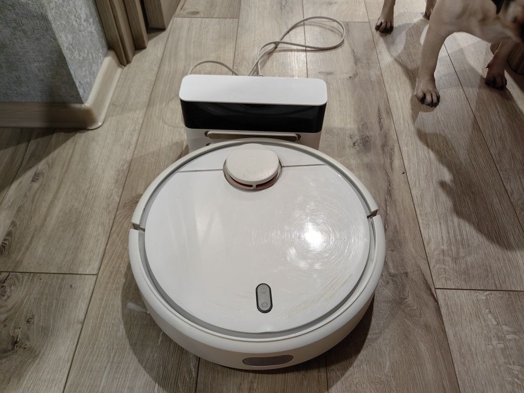 Робот-пылесос Xiaomi mi robot vacuum