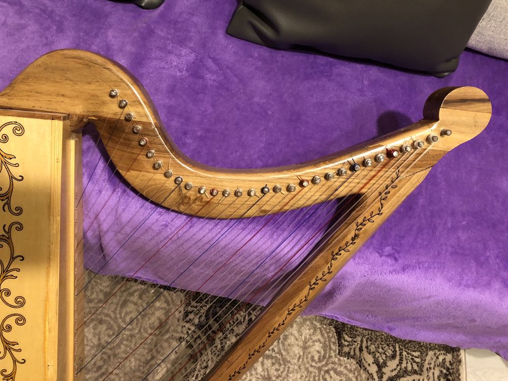 Instrument Muzical - Harpa - Instrument corzi