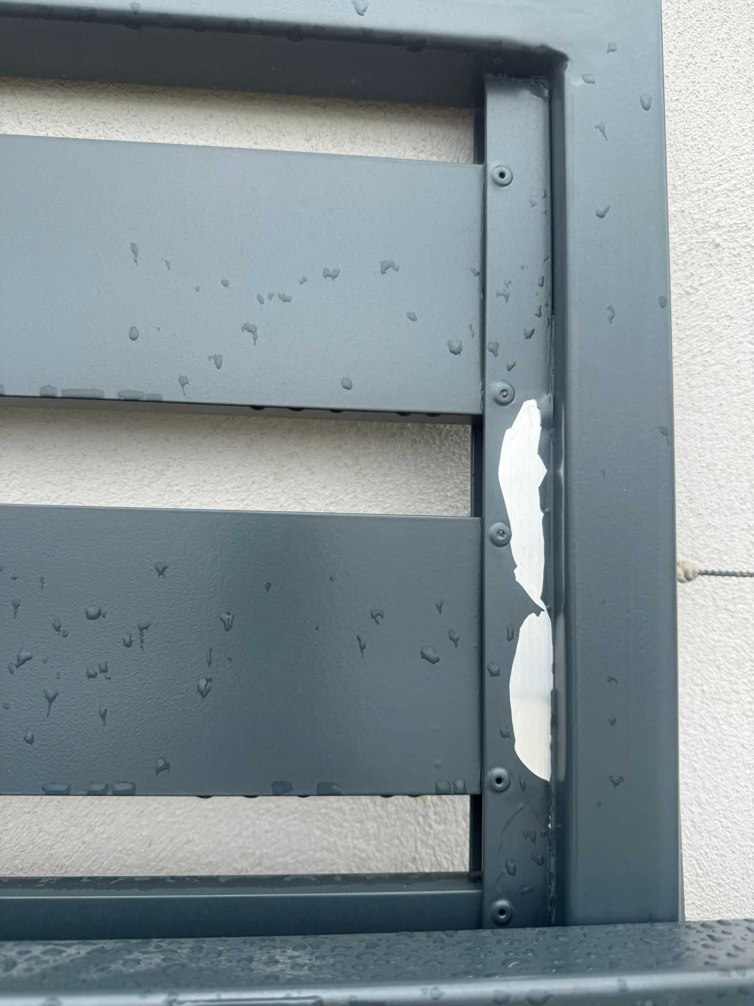 Poarta si gard din aluminiu