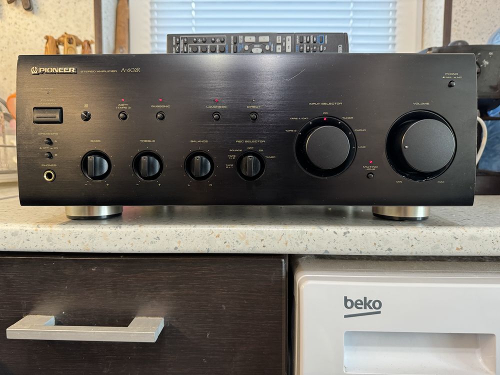 Pioneer A-602r Стерео