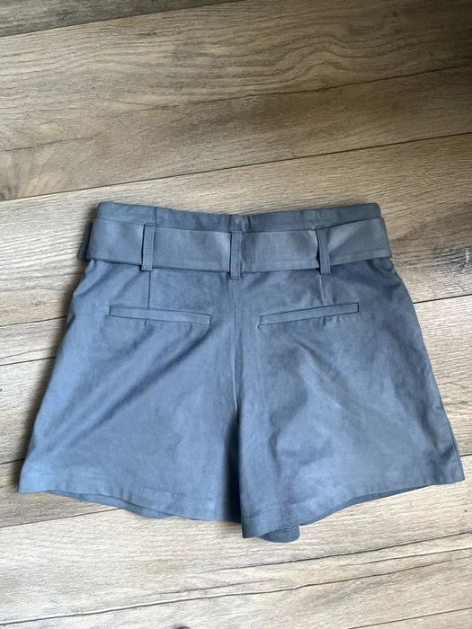 Zara сини къси панталонки , имитация на велур, зимен модел, размер XS