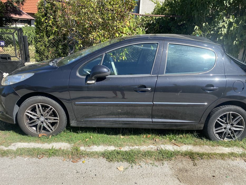 Пежо 207 с газова уредба