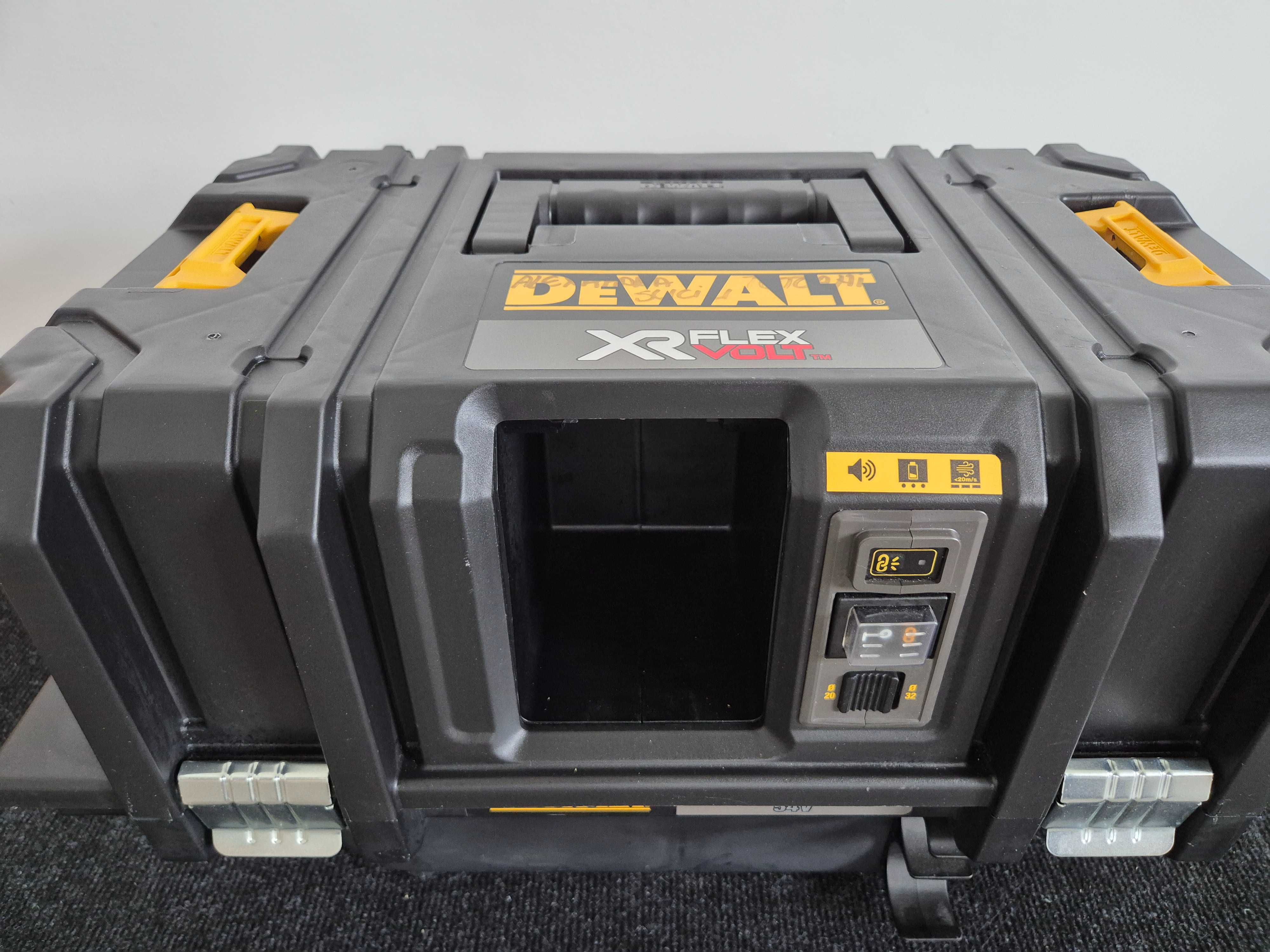 Dewalt aspirator industrial pe acumulator de 54V-DCV586M