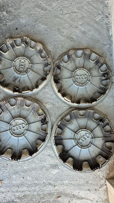 Capace jante tabla Audi R16"