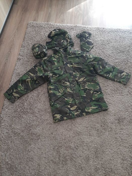 Vând scurtă militară ripstop