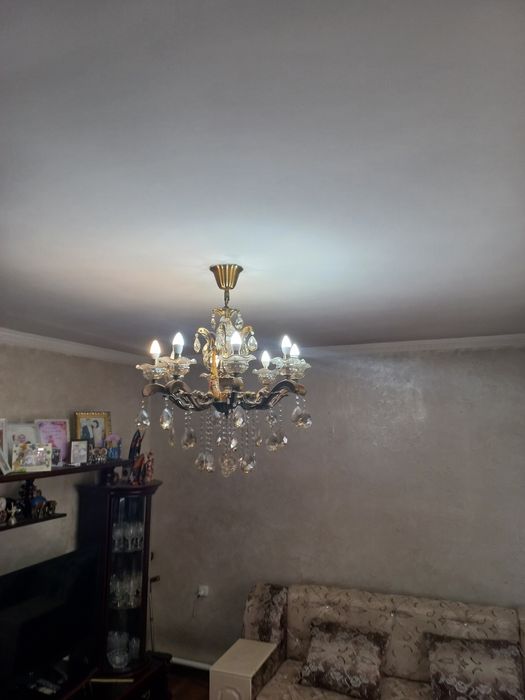 Люстра для гостиной