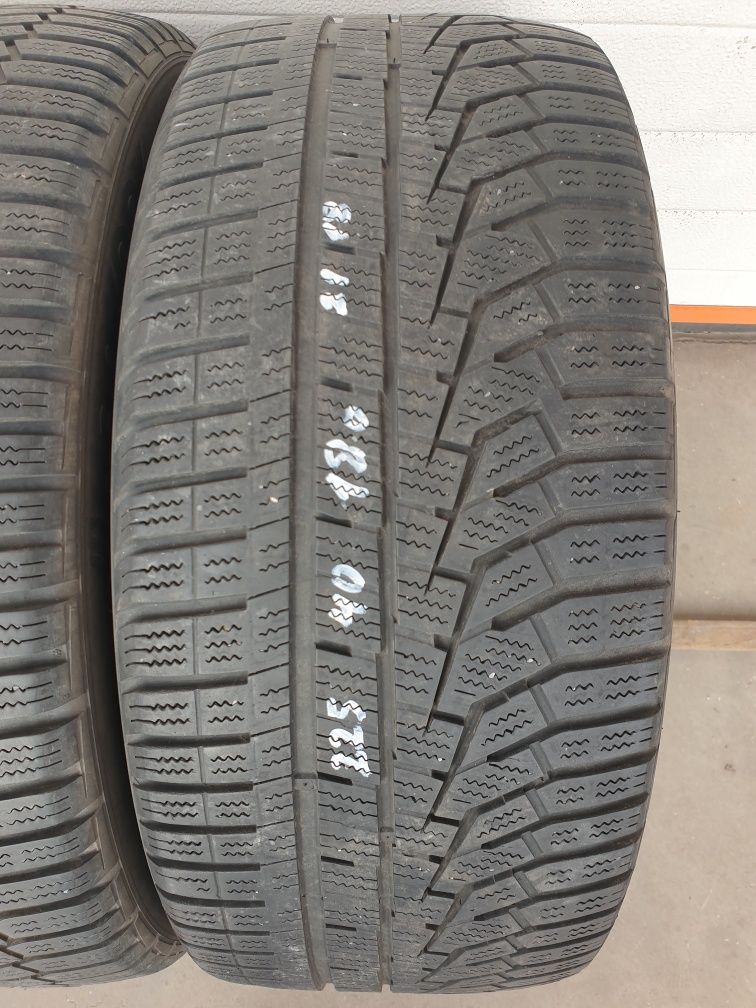 Зимни гуми 2 броя HANKOOK Winter Icept EVO2 225 40 R18 дот 2118