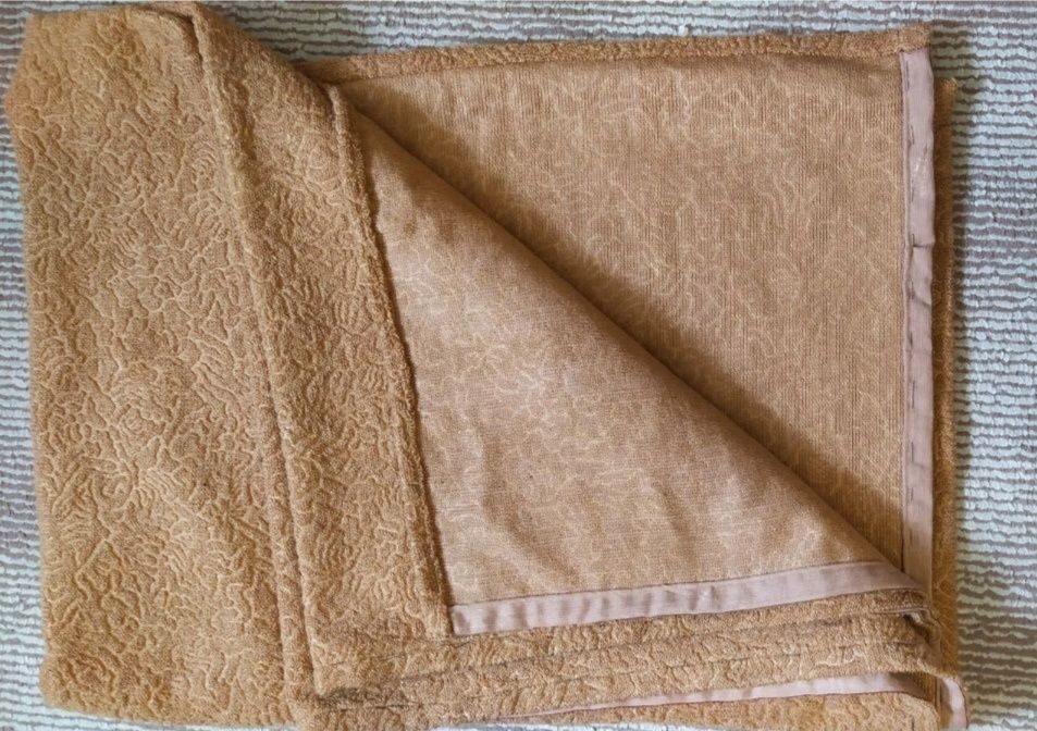 Покривка за диван