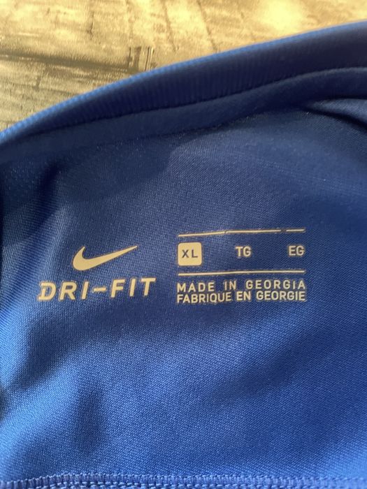 Vând tricou oficial,original Dinamo Moscova