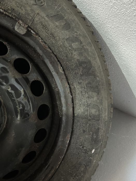 Roti de iarna Dunlop cu jante de fier 195/65/R15