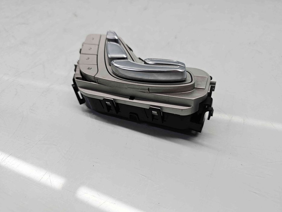 Butoane comenzi scaune Mercedes Clasa C (W205) [Fabr 2014-prezent] A2