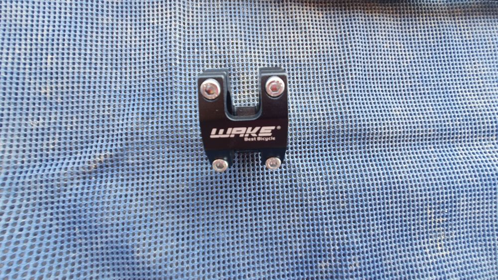 Vând ghidon cu pipeta și manșoane