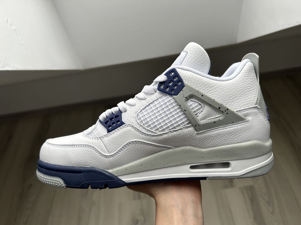 Jordan 4 Midnight Navy