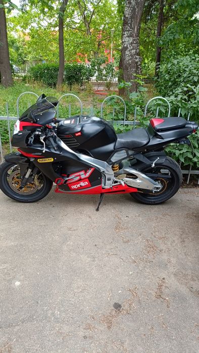 Aprilia rsv mille preț fix schimb cu scuter sau auto
