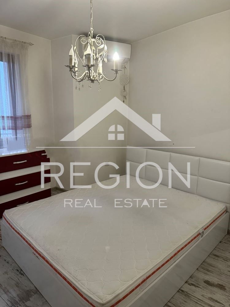 Дава се под наем Тристаен апартамент в Пловдив, Център - 90 кв.м за 450 € - Снимка #7