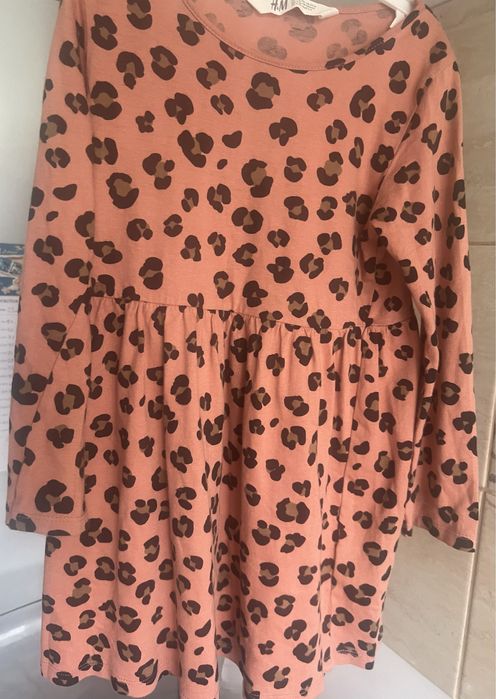 Lot rochite H&M 4-6 ani