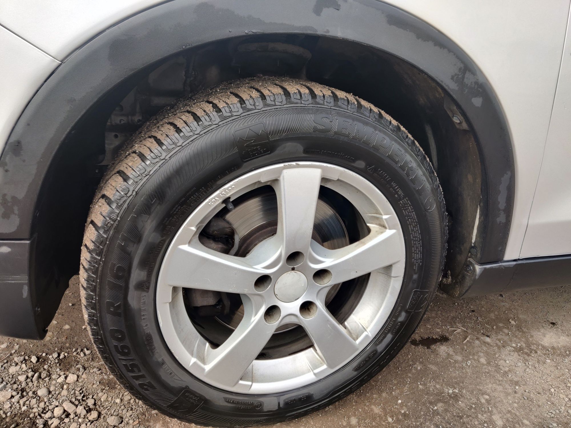 Vând Ssangyong Tivoli 1,6 benzina +gpl