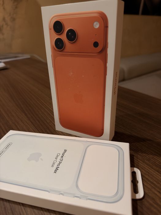 iPhone 17 Pro Max 512GB/Orange/White/USA/Само E-Sim/Наличен