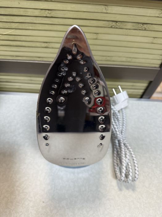 Парна ютия Rowenta DX1550D1