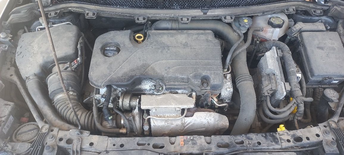 Продавам Opel Astra turbo