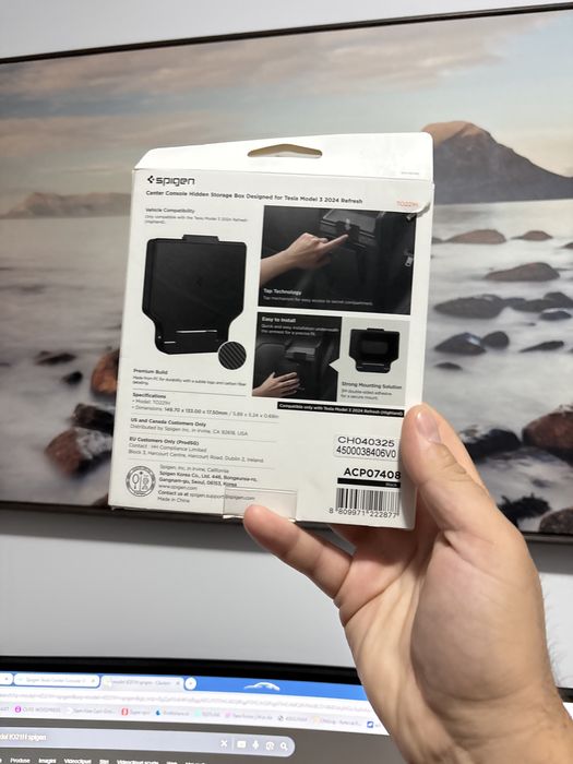 Spigen Organizaror Ascuns pentru Tesla Model 3 2024