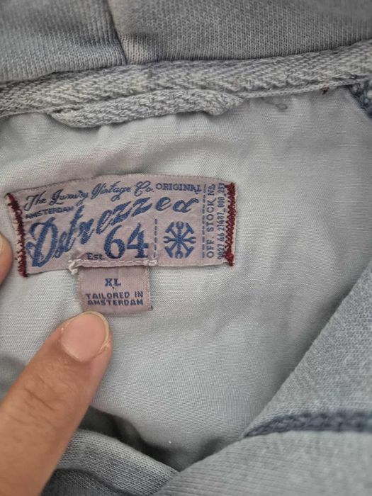 Hanorac Dstrezzed modern