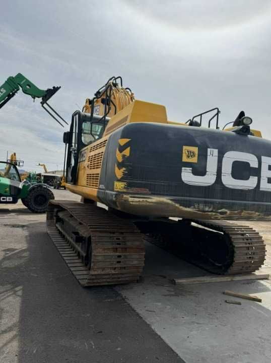 Dezmembram excavator JCB JS370 LC - Piese de schimb JCB