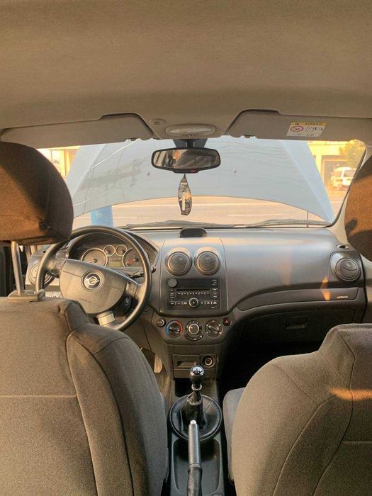 Nexia 3 Ravon. Naqdga sotiladi.