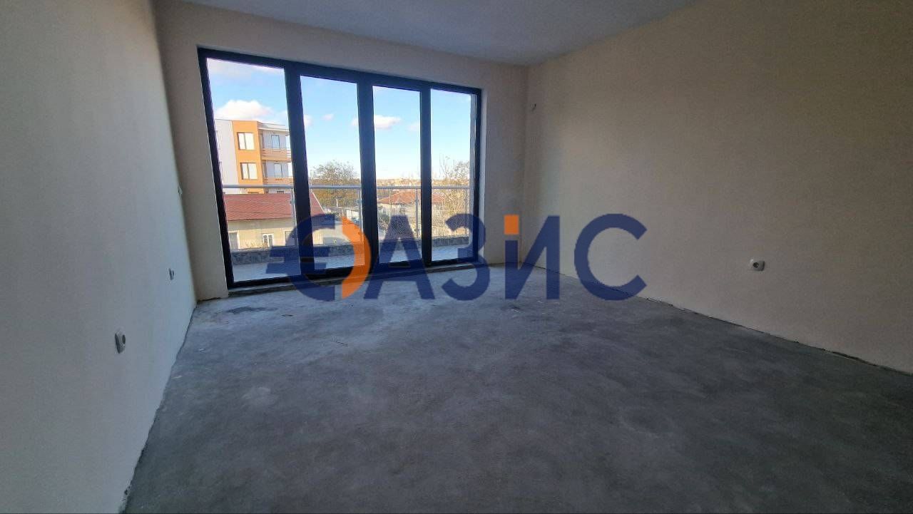 Продава се Двустаен апартамент в Бяла - 60 кв.м за 684 €/кв.м - Снимка #2