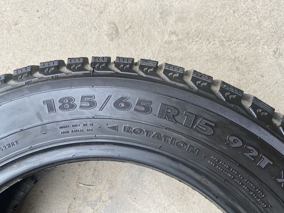 Зимние шины 185/65/15