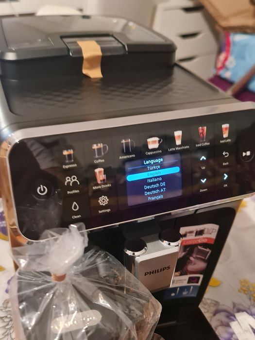 PHILIPS Seria 5500 EP5541/50, 1.8l, 1500W, 15 bar, n