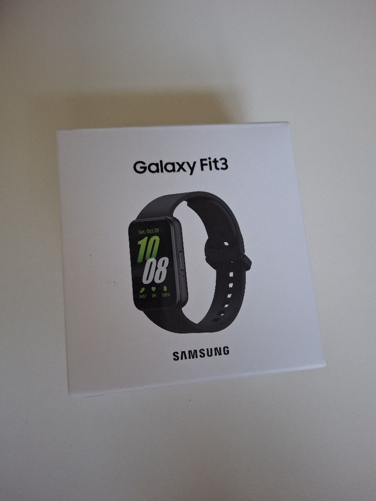 Нов galaxy fit3 с гаранция