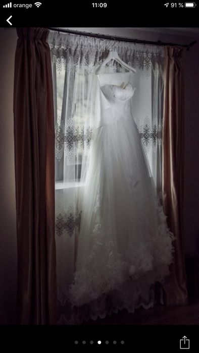 Vand rochie de mireasa