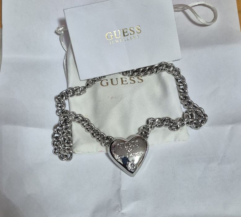 Colier Guess o piesa superba!