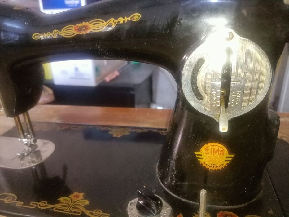 Швейная машина в отличном состоянии раритет СССР