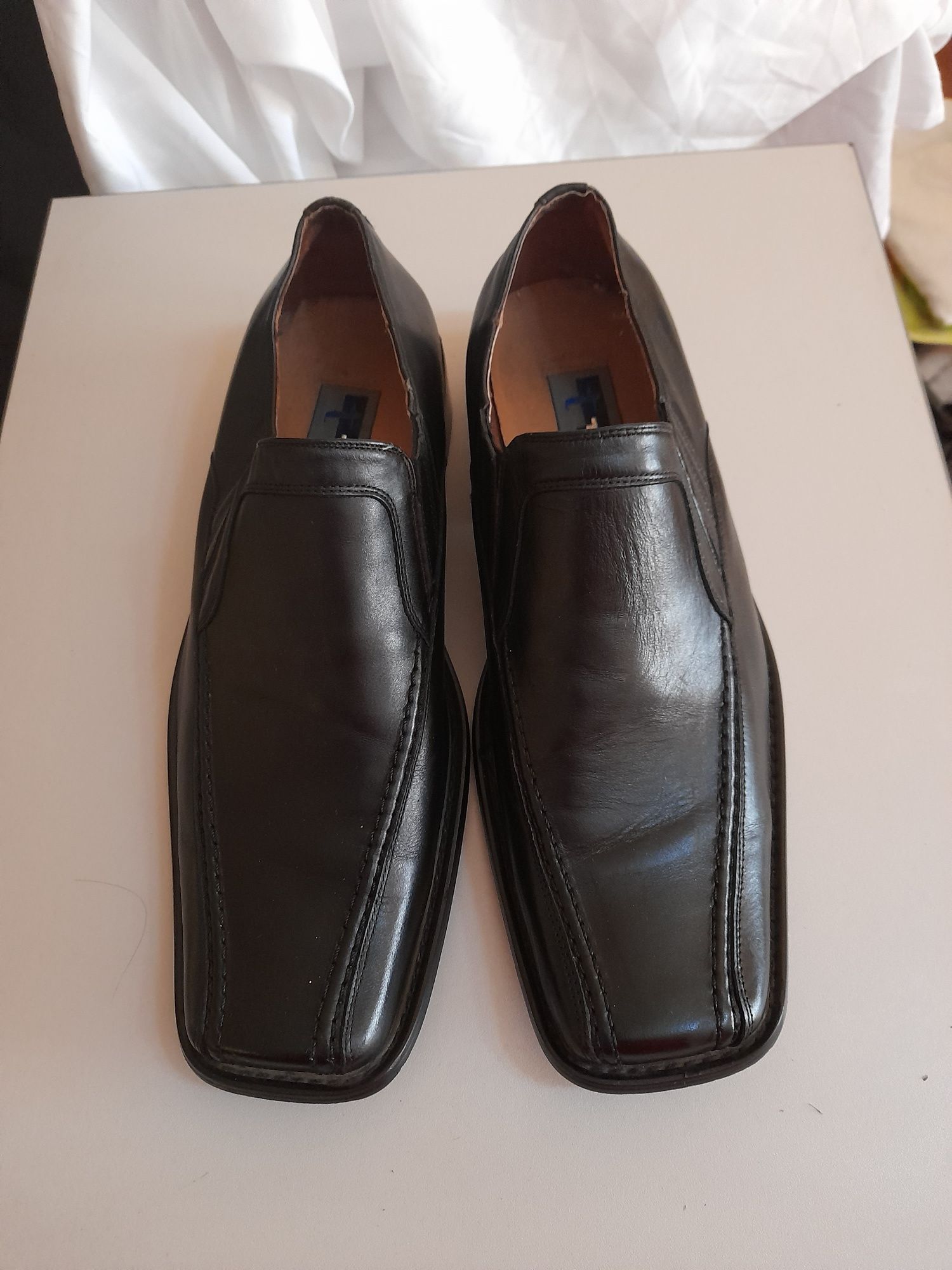 АМ  Company  и TAiMA естествена кожа ном.43