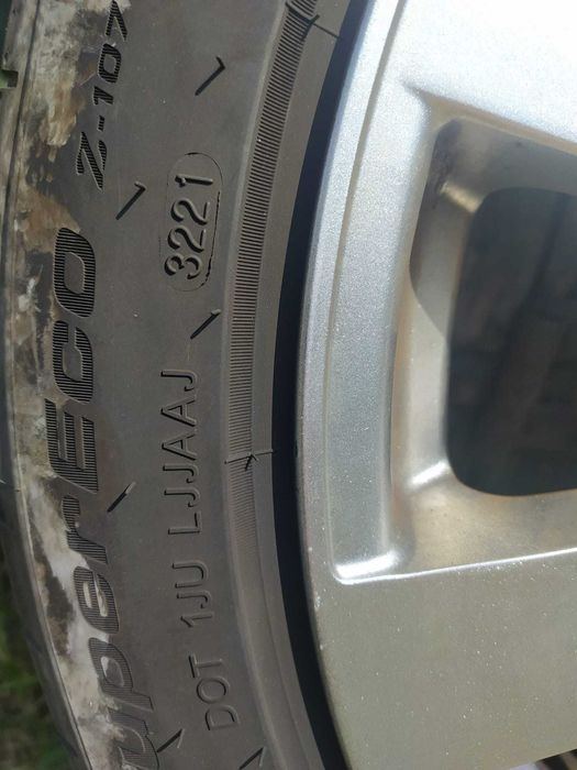 Anvelope vara 225/45 R19