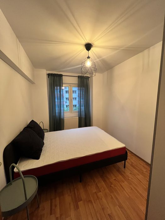 Inchiriez apartament 3 camere decom - str. Verigei, Piata Progresul