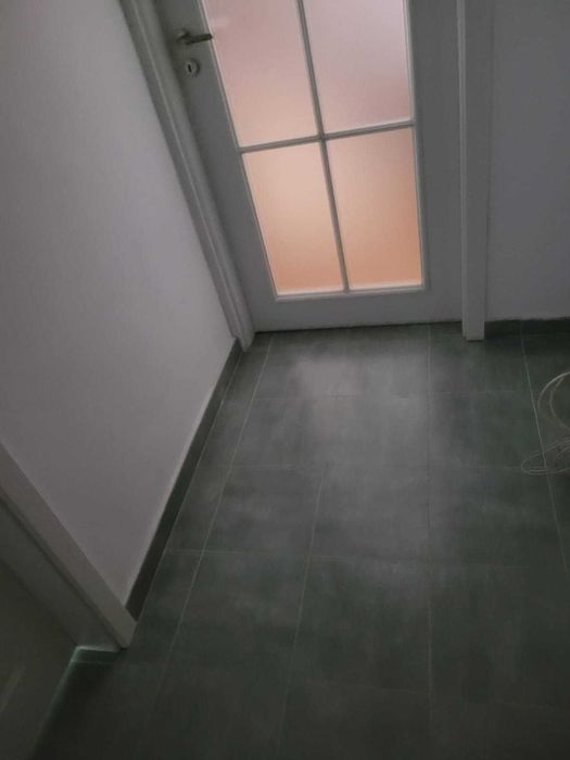 Vand apartament situat in Rm. Valcea /Zavoi