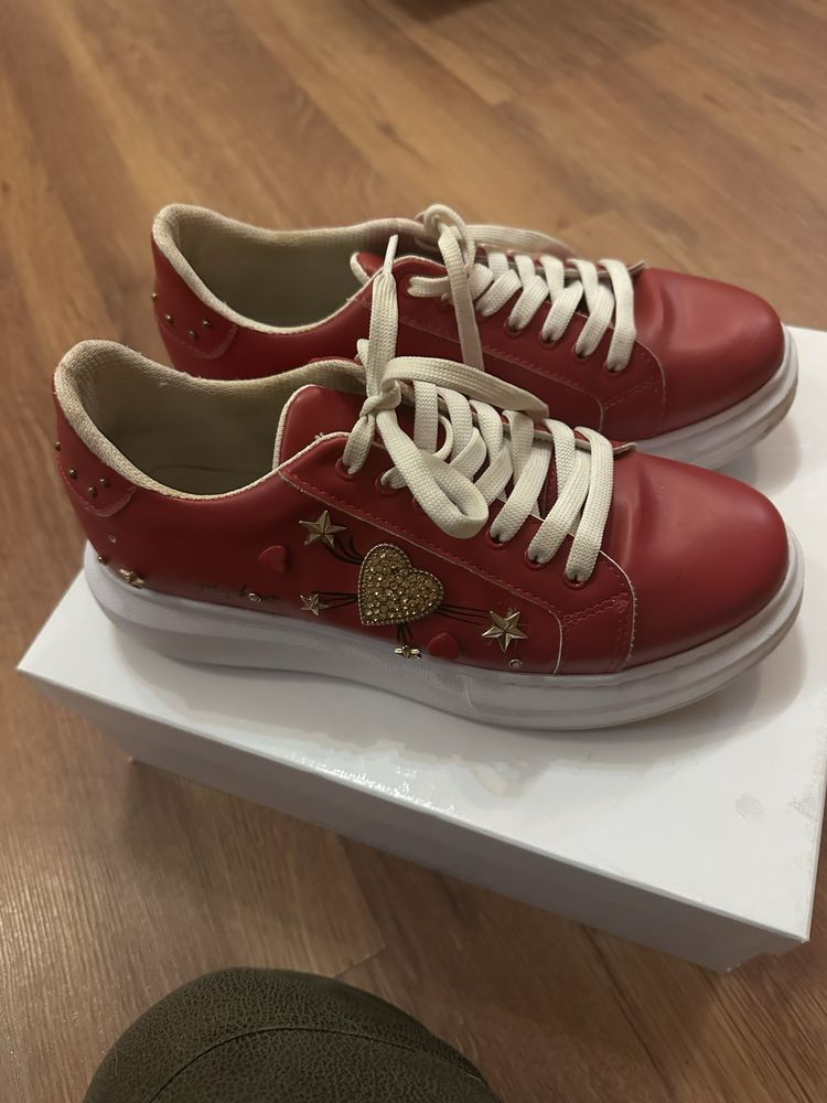 Pantofi GRYXX 38