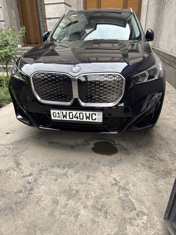 IX 1  (25l) elektr paket . Yumshoq BMW