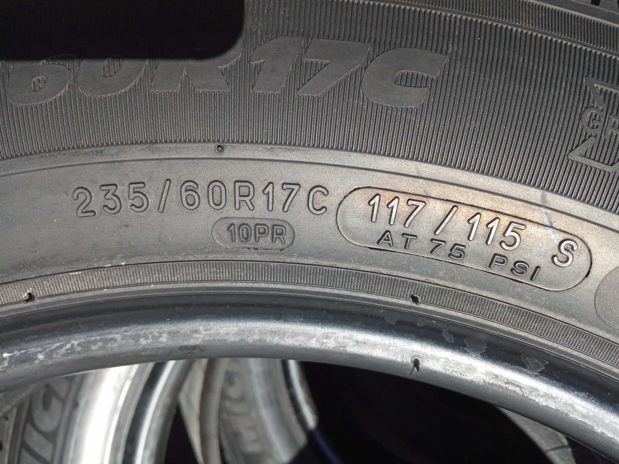 Нови бусови летни гуми 235/60R17C Michelin X-Green Agilis+ 117/115S