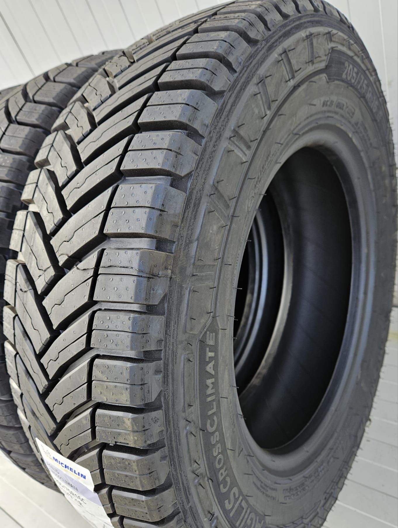 PROMO, 205/75 R16C, 113R, MICHELIN CrossClimate, Anvelope mixte M+S