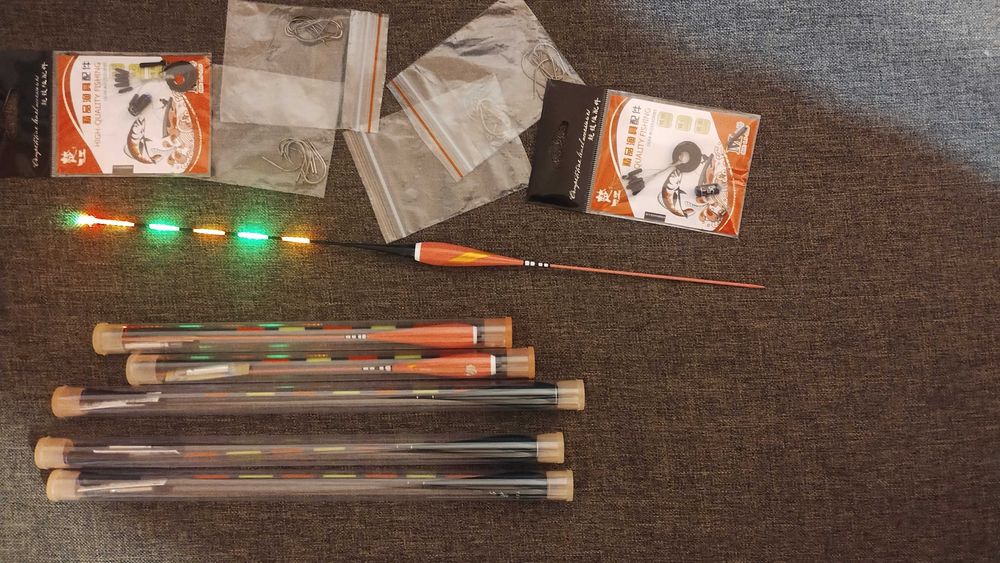 Комплект светещи плувки за риболов